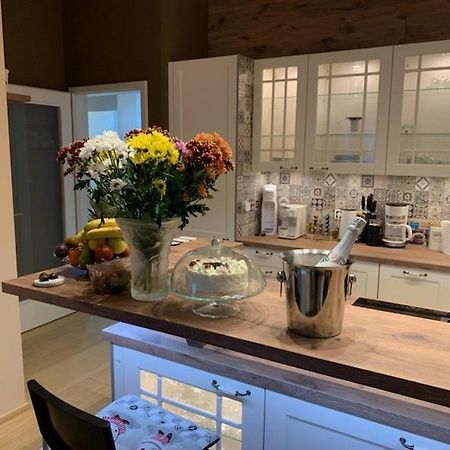 Apartment Dagmar Buresove Прага Екстериор снимка