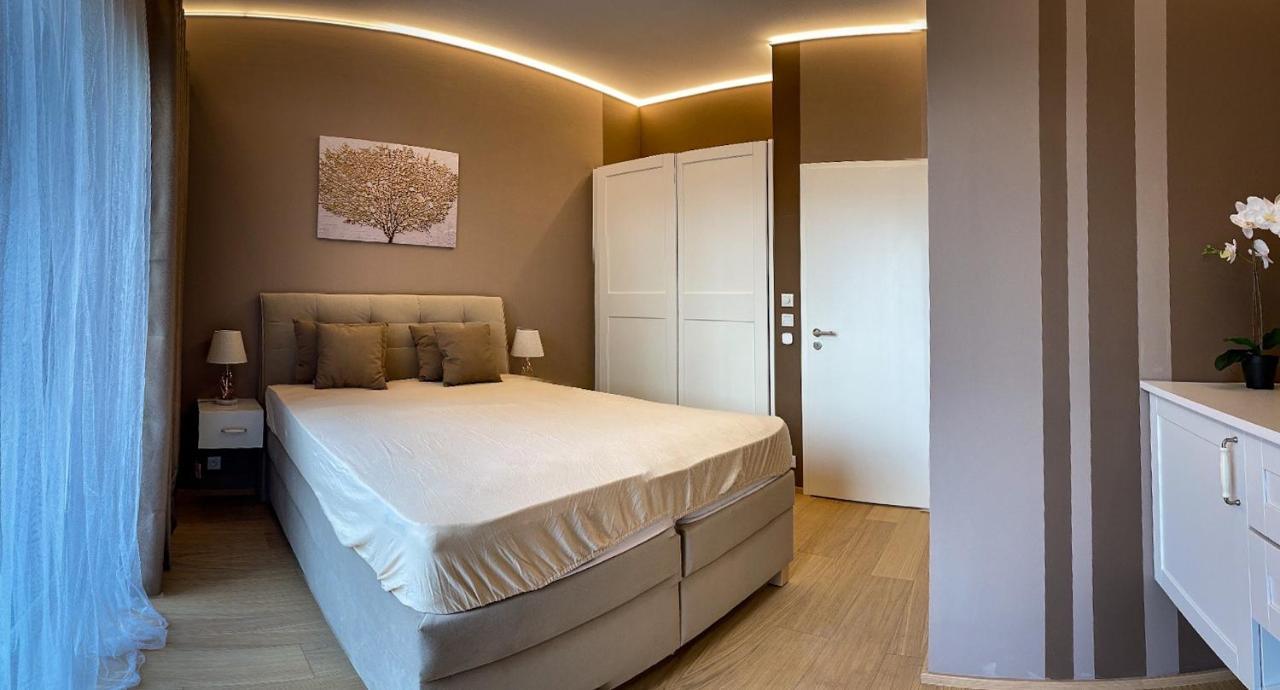 Apartment Dagmar Buresove Прага Екстериор снимка